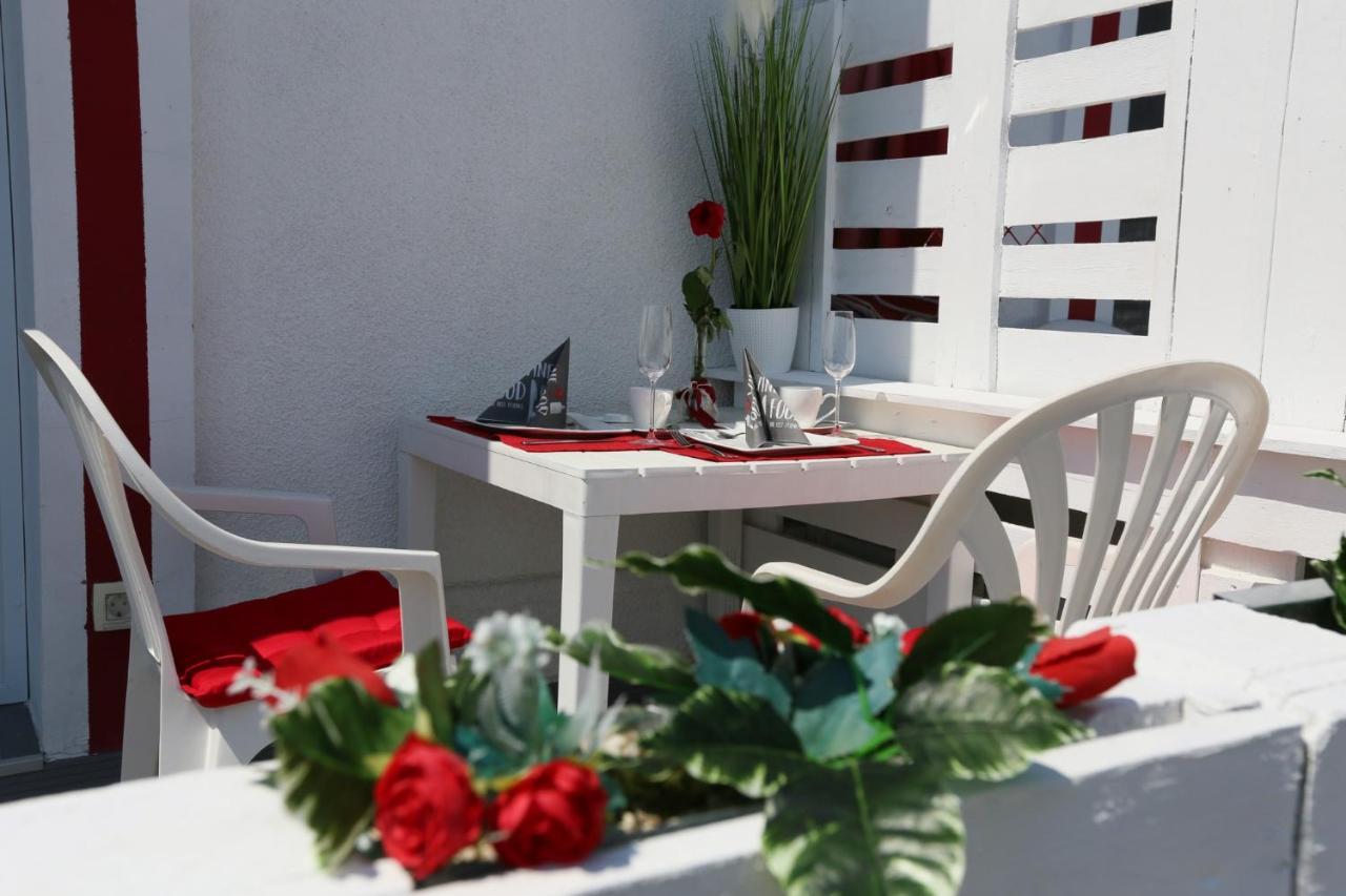 Ehm Resort Mesteri Ngoại thất bức ảnh